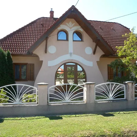 Balatonmariafurdo 6 Апартаменты *